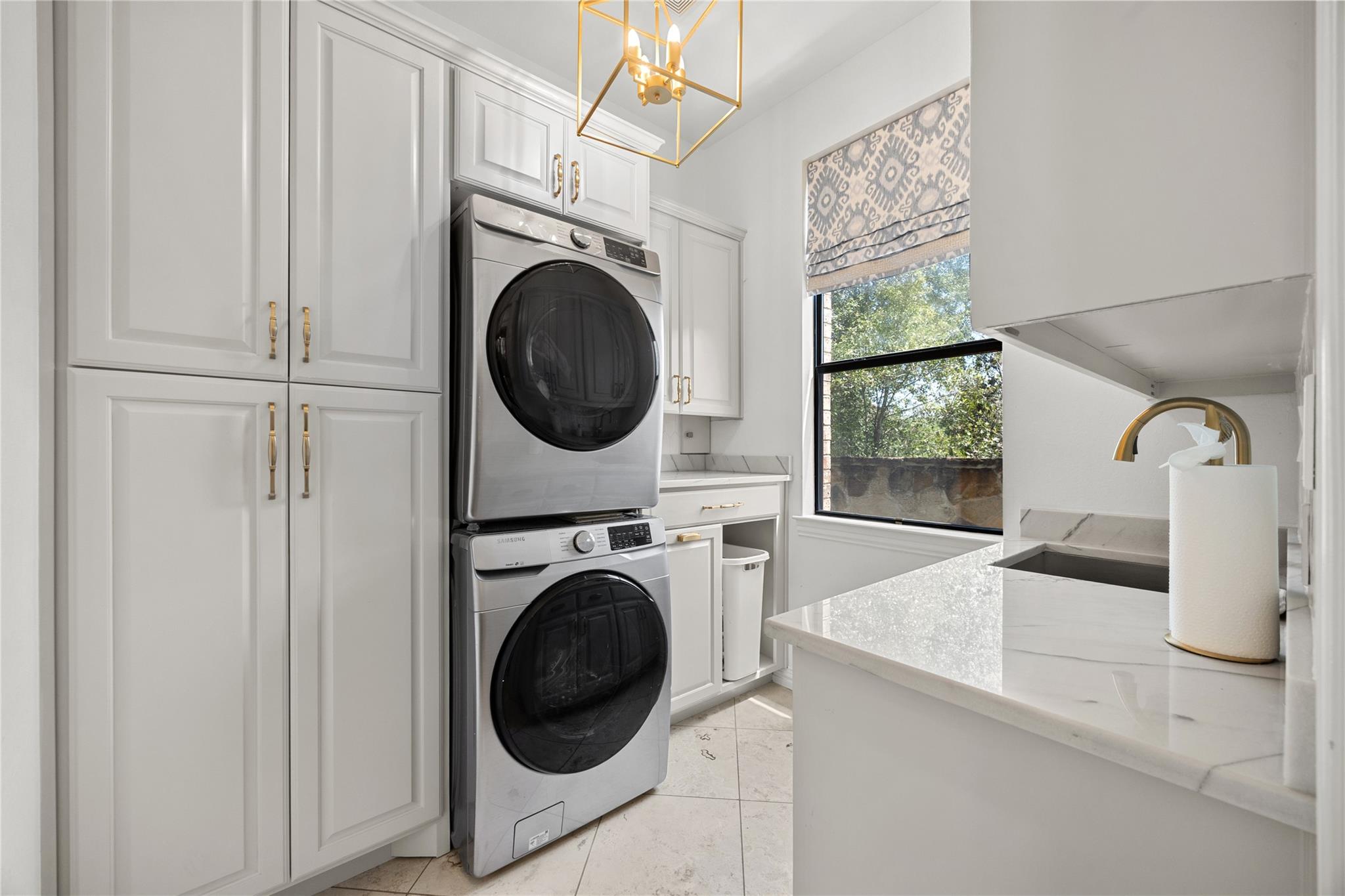 1909 Lakecliff Hills Ln, Austin, TX 78732