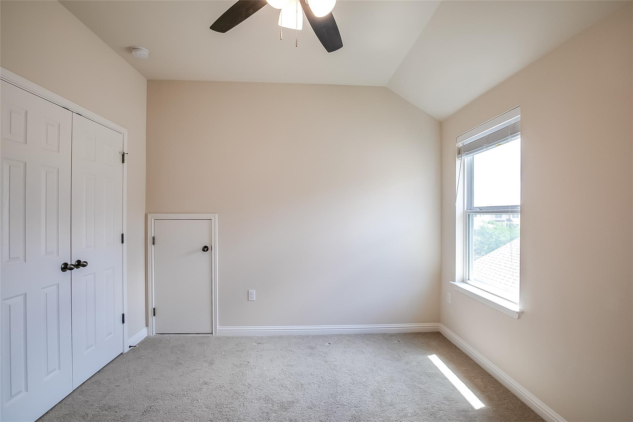 9424 Kyles Stake Rd, Austin, TX 78717