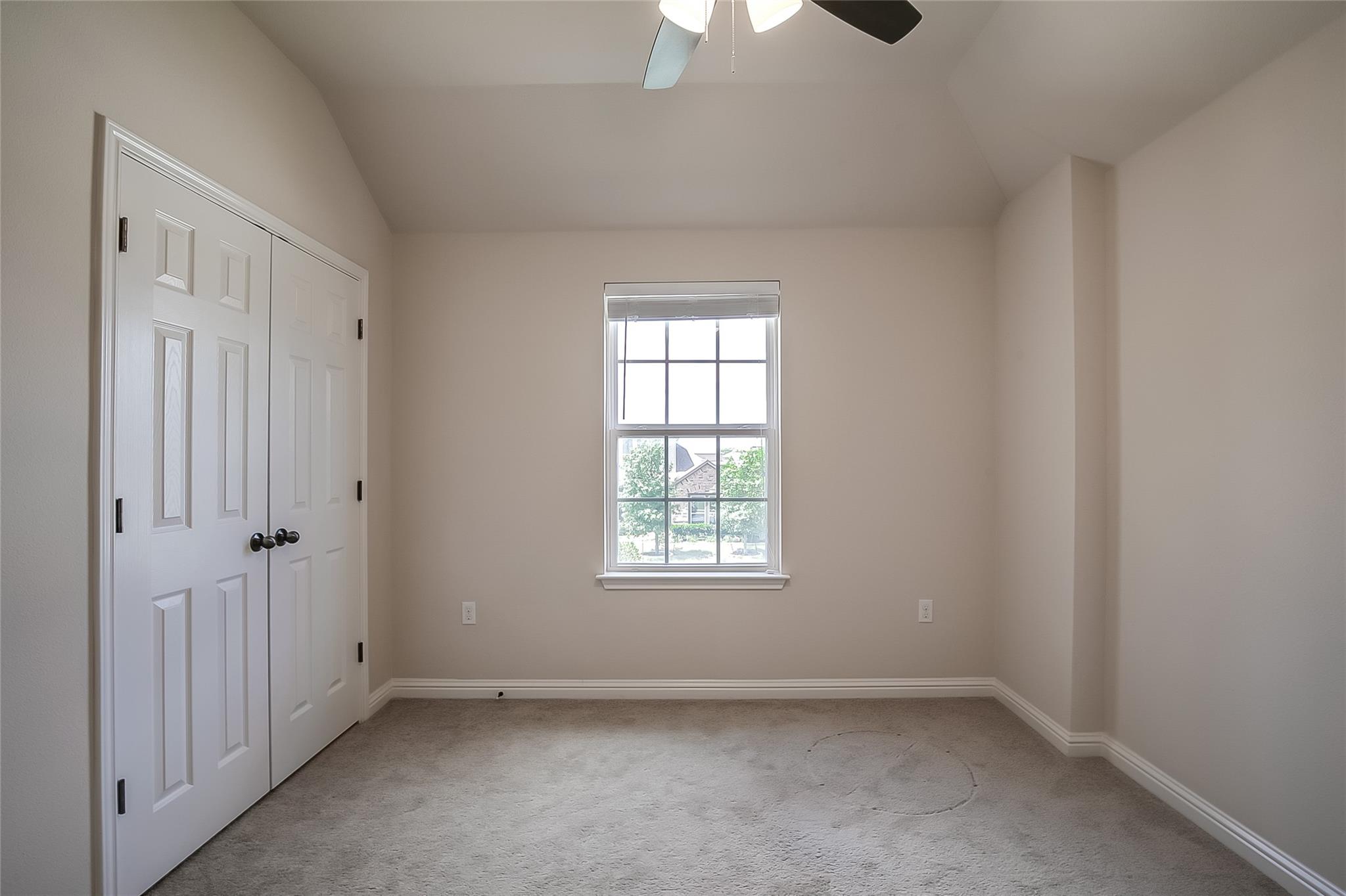9424 Kyles Stake Rd, Austin, TX 78717
