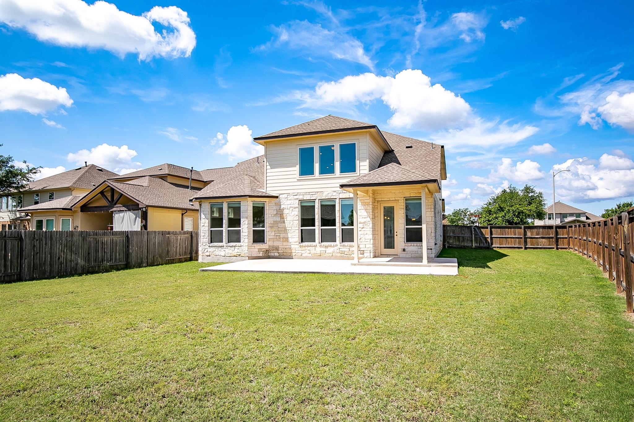 9424 Kyles Stake Rd, Austin, TX 78717