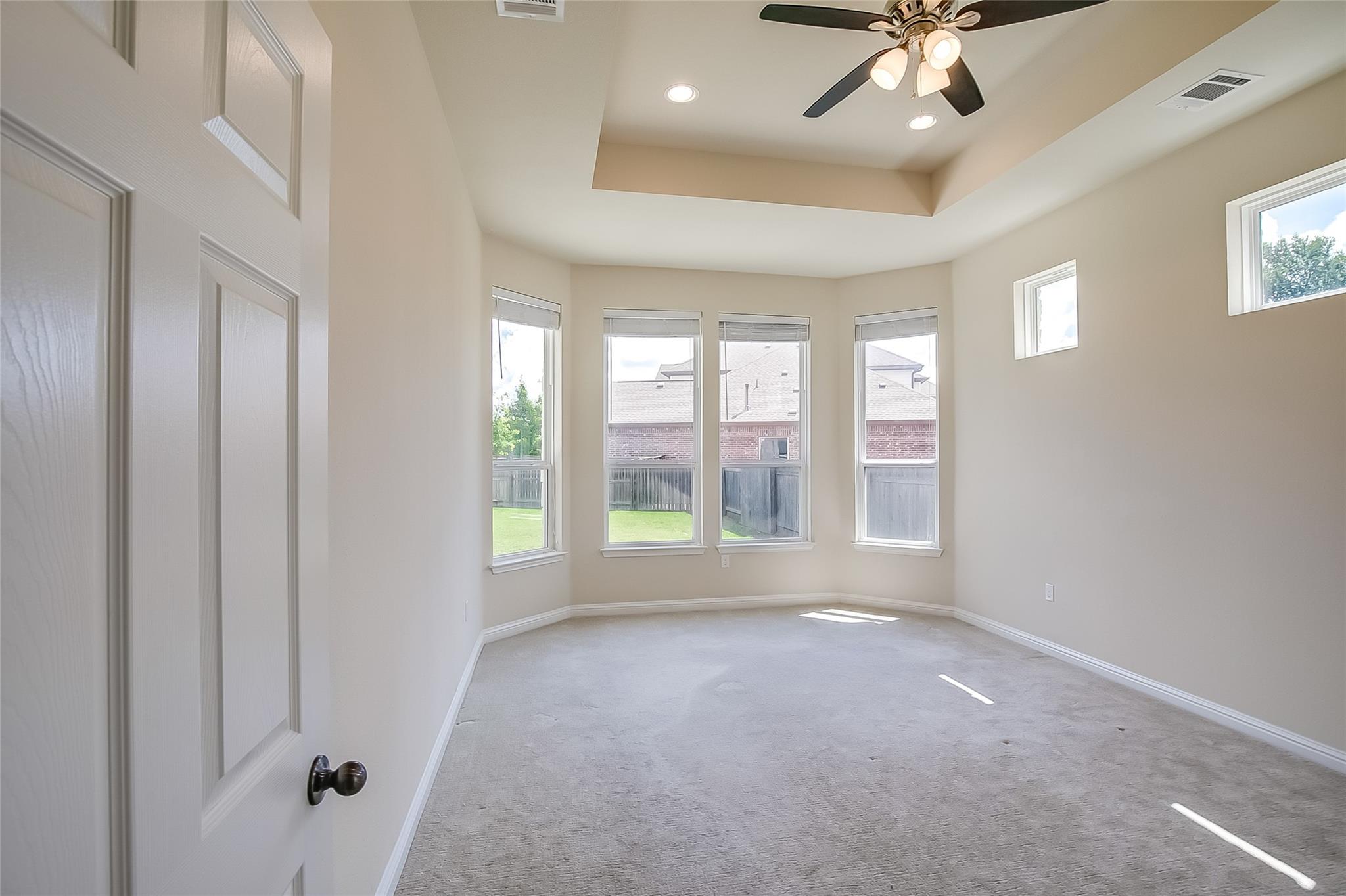 9424 Kyles Stake Rd, Austin, TX 78717