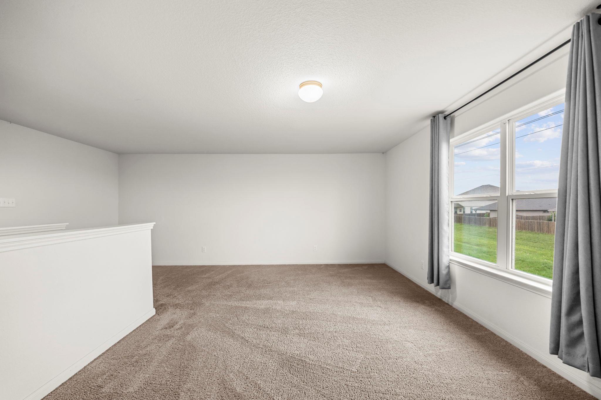 660 Yearwood Ln, Jarrell, TX 76537