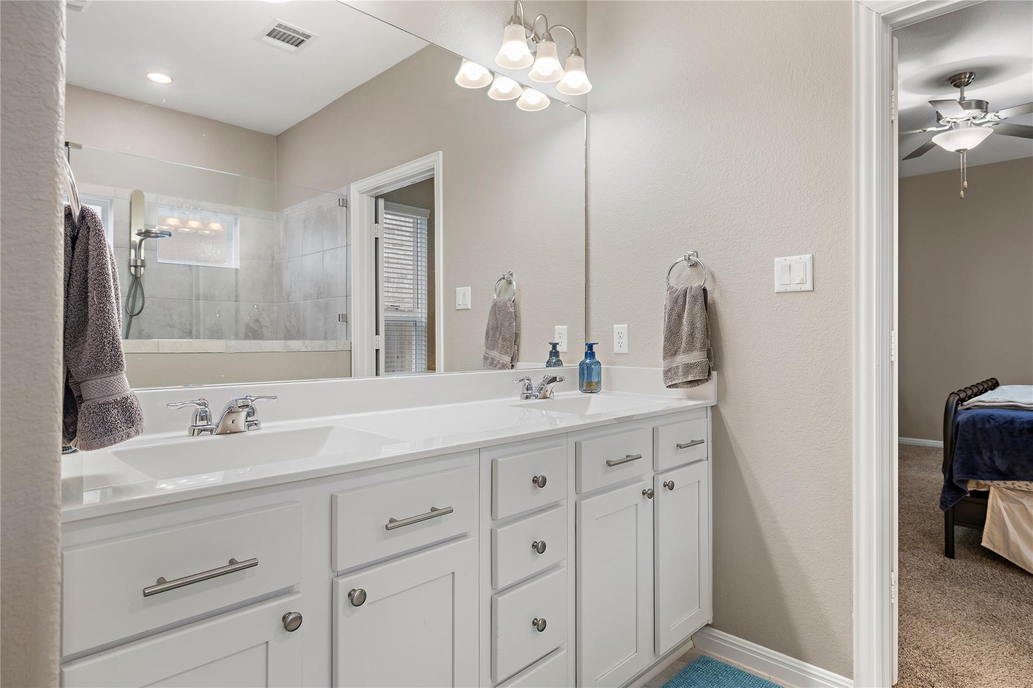 129 Magdalene Way, Liberty Hill, TX 78642