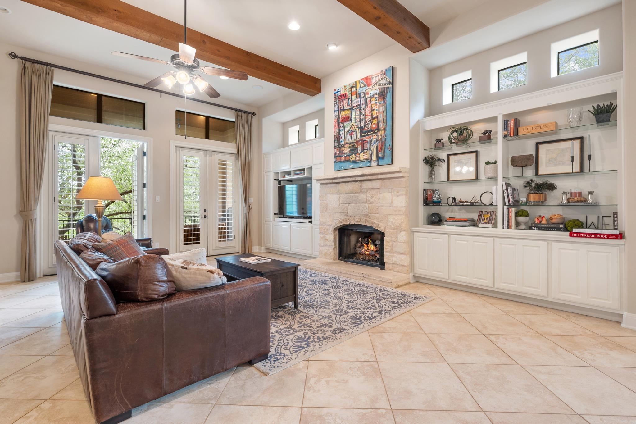2813 University Club Dr, Austin, TX 78732