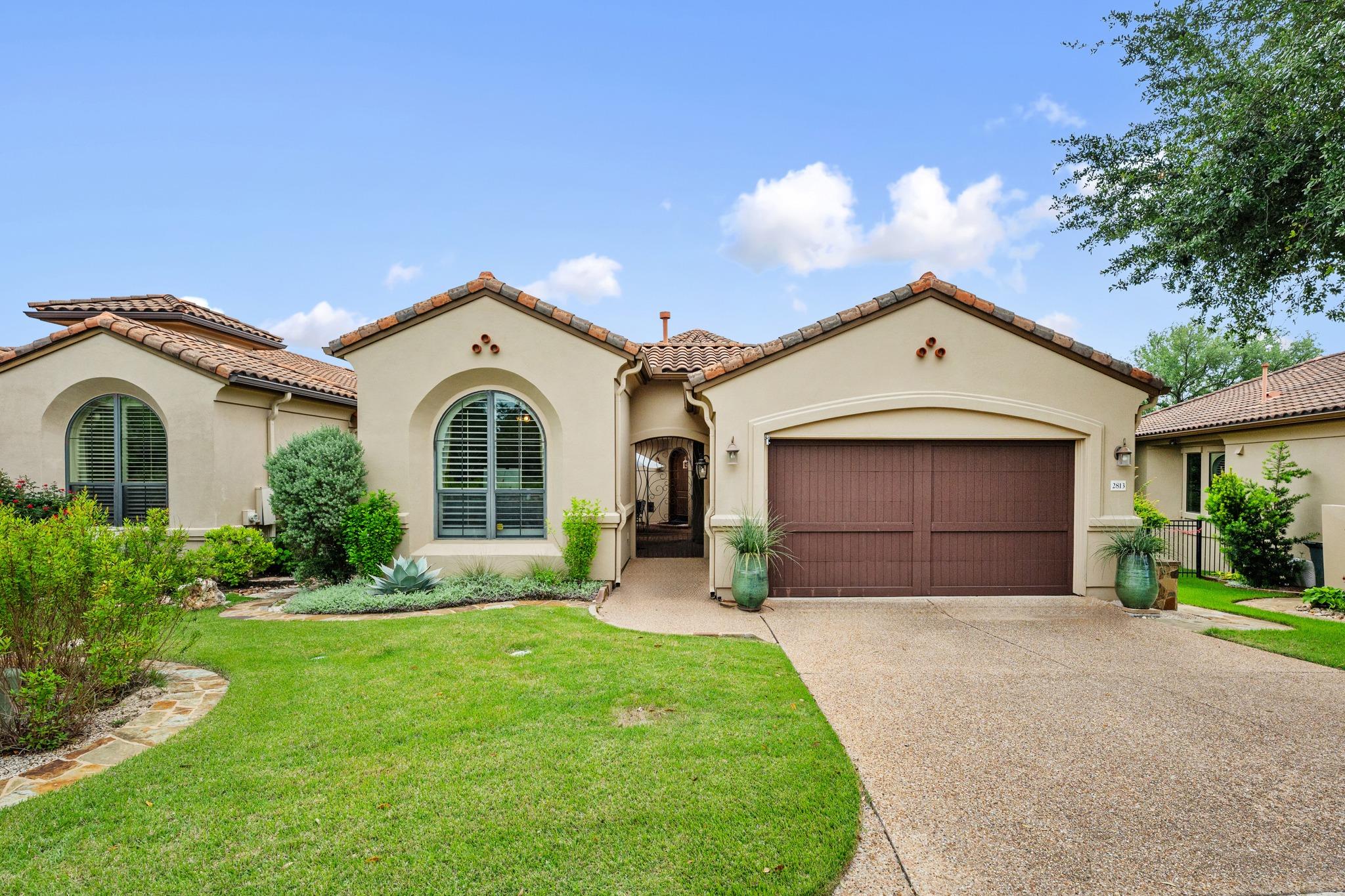 2813 University Club Dr, Austin, TX 78732