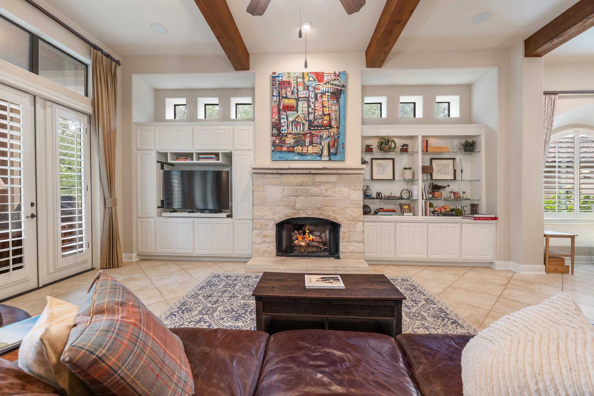 2813 University Club Dr, Austin, TX 78732