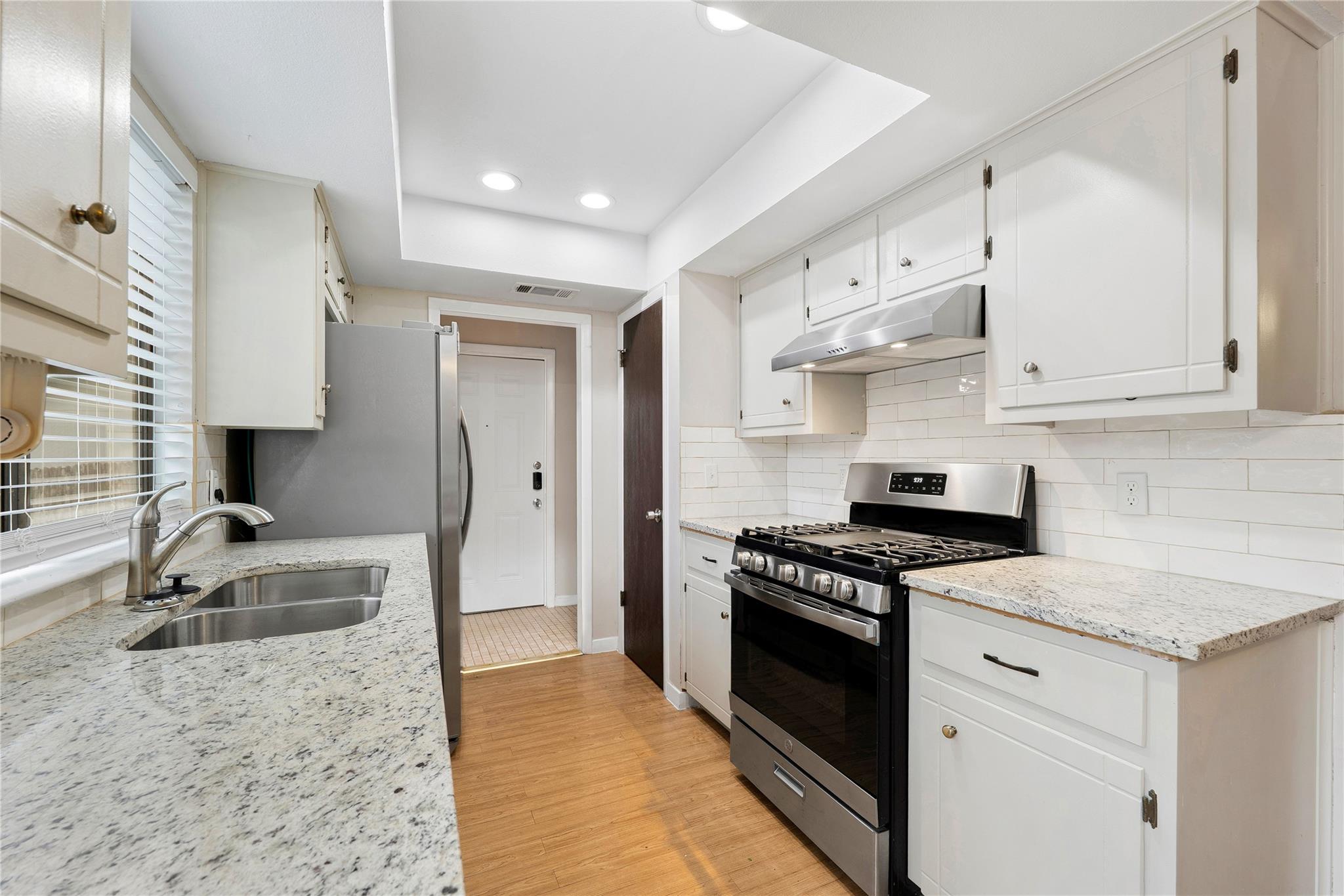 3222 Tamarron Blvd # B, Austin, TX 78746