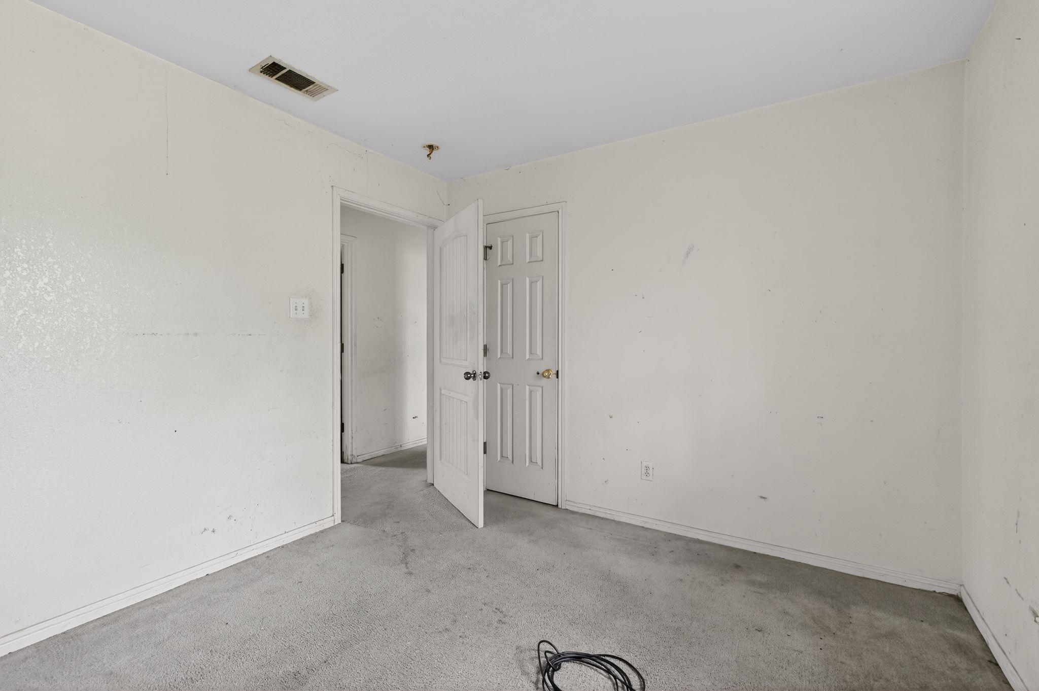 1003 S 4th St, Temple, TX 76504