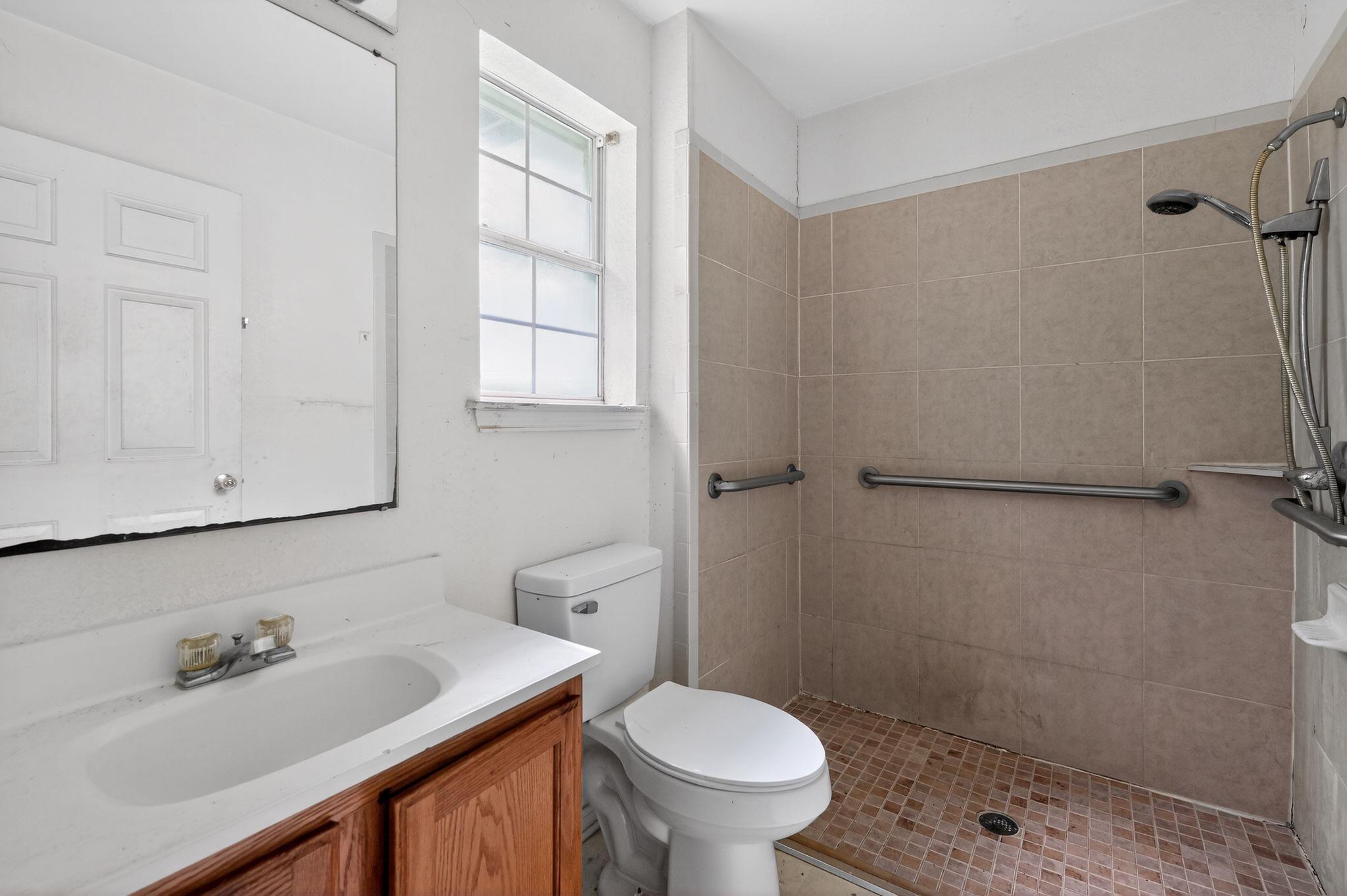 1003 S 4th St, Temple, TX 76504