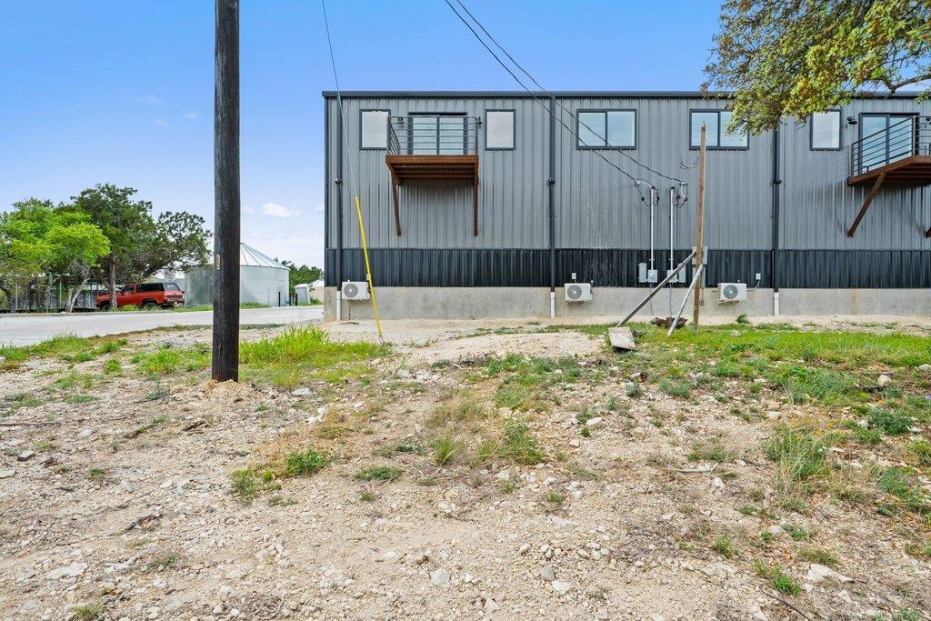 451 Farrell Rd # 301B, Dripping Springs, TX 78620