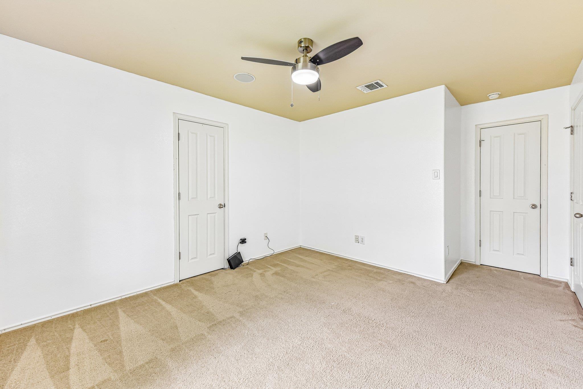 1520 Kothman Dr, Hutto, TX 78634
