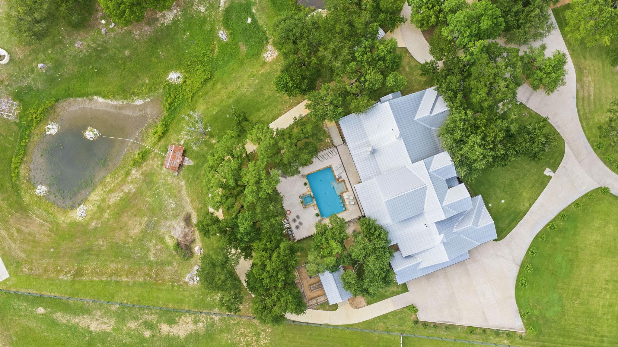 1550 Trebled Waters Trl, Driftwood, TX 78619