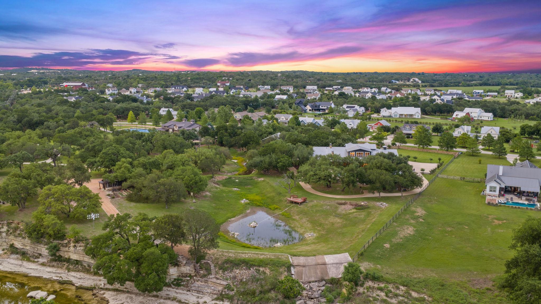 1550 Trebled Waters Trl, Driftwood, TX 78619