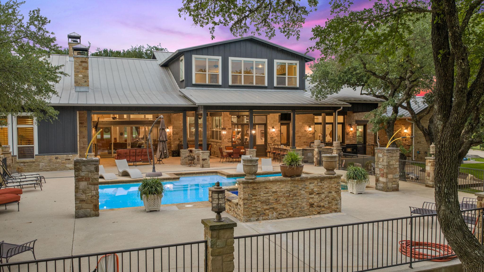 1550 Trebled Waters Trl, Driftwood, TX 78619