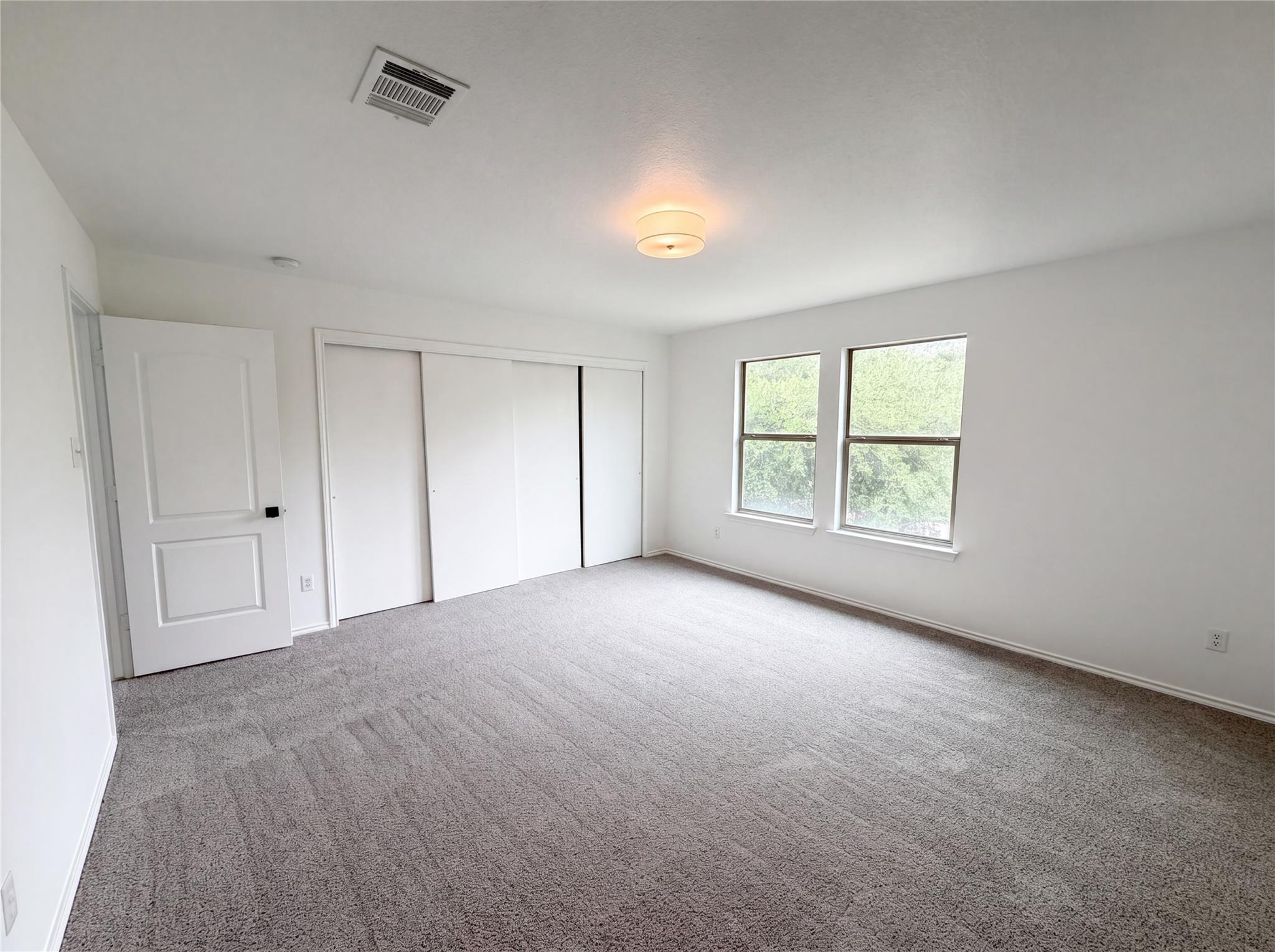 5406 S Hearsey Dr, Austin, TX 78744