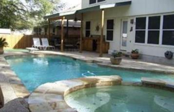 2105 Lobelia Dr, Cedar Park, TX 78613
