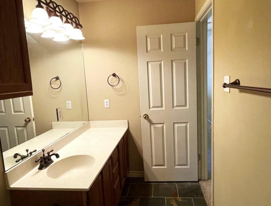 2105 Lobelia Dr, Cedar Park, TX 78613