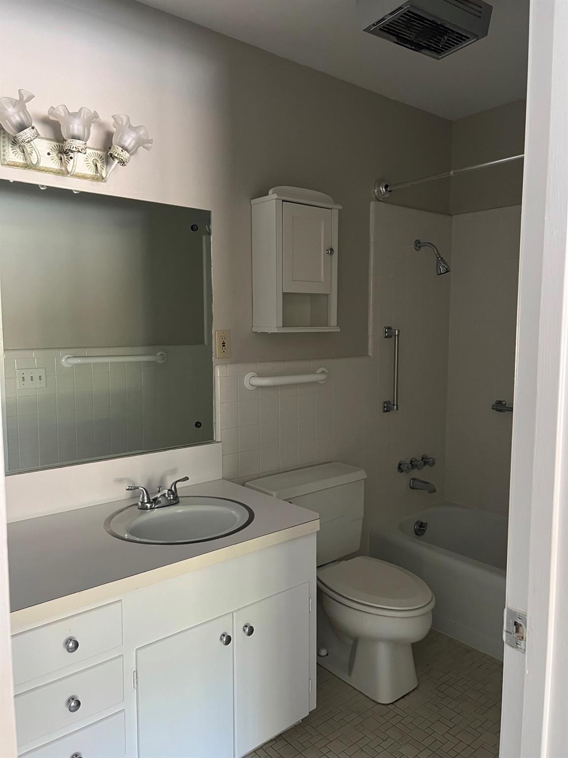 1500 Elton Ln # 7, Austin, TX 78703