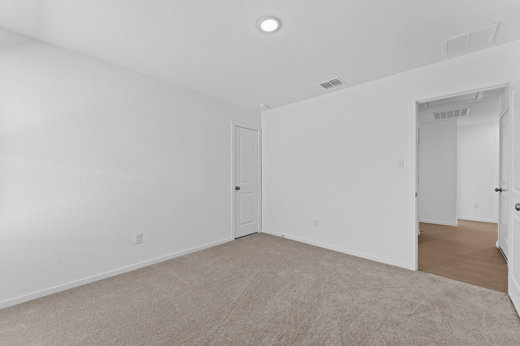 112 Ellendale Pl, Fredericksburg, TX 78624