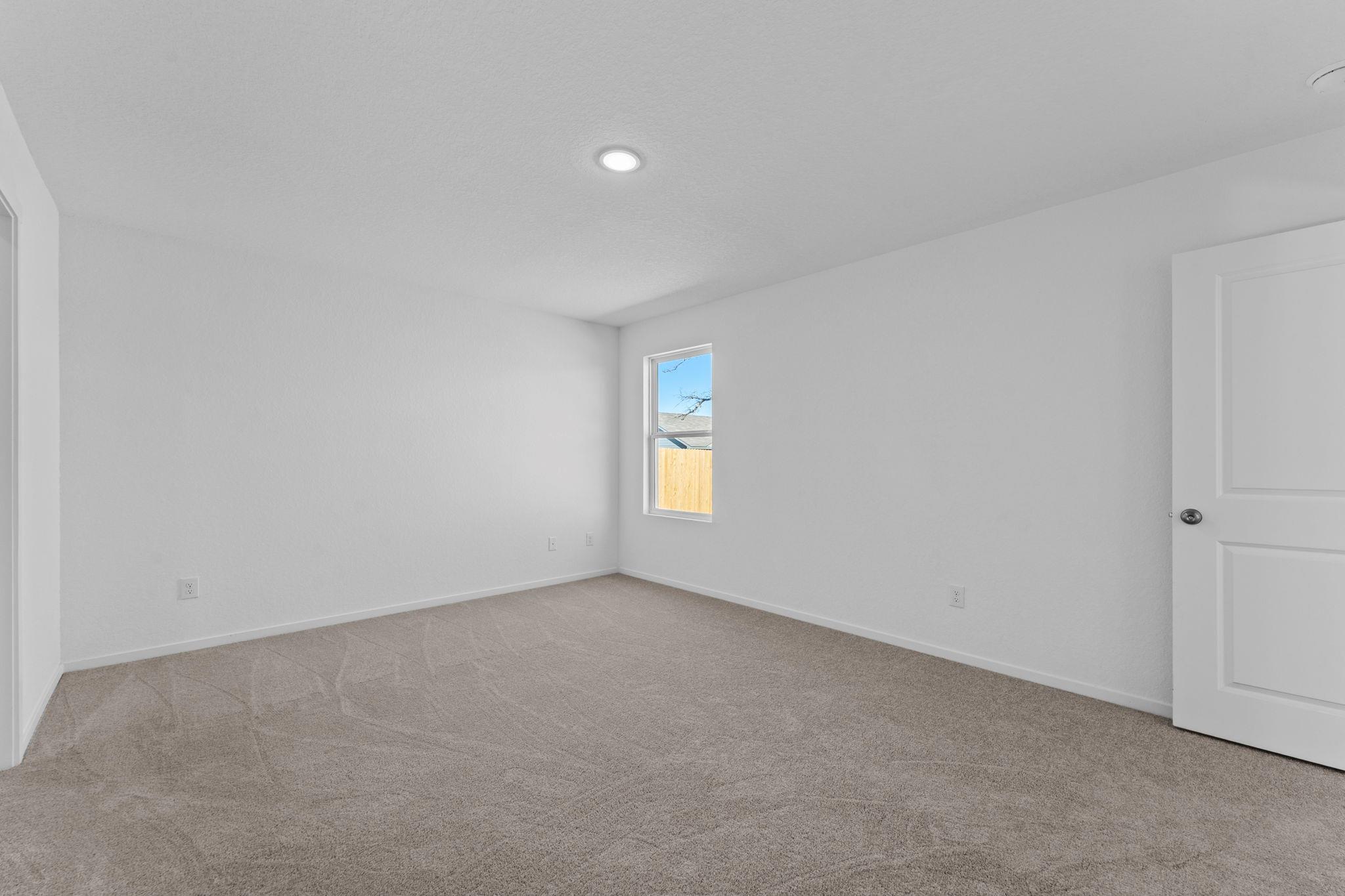 112 Ellendale Pl, Fredericksburg, TX 78624