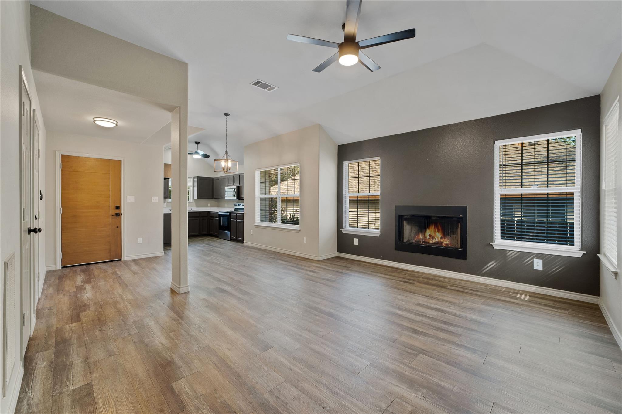 1405 Girard Ave, San Marcos, TX 78666