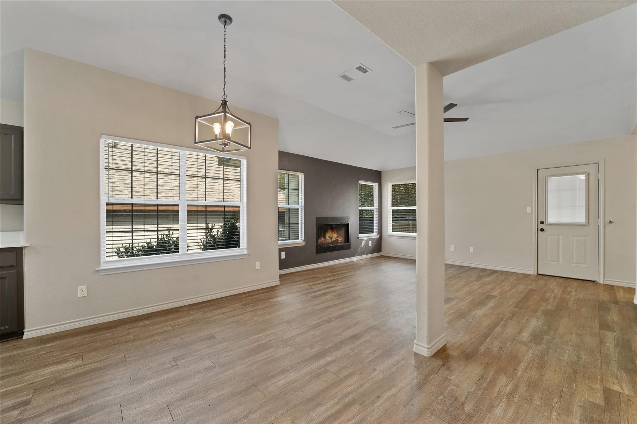 1405 Girard Ave, San Marcos, TX 78666