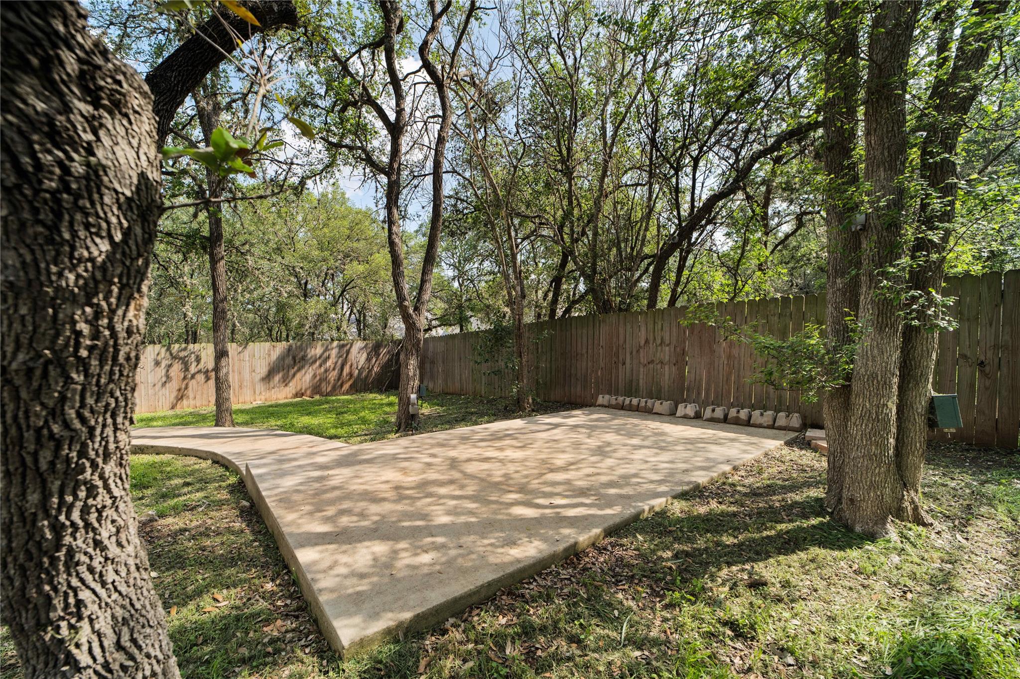 1405 Girard Ave, San Marcos, TX 78666