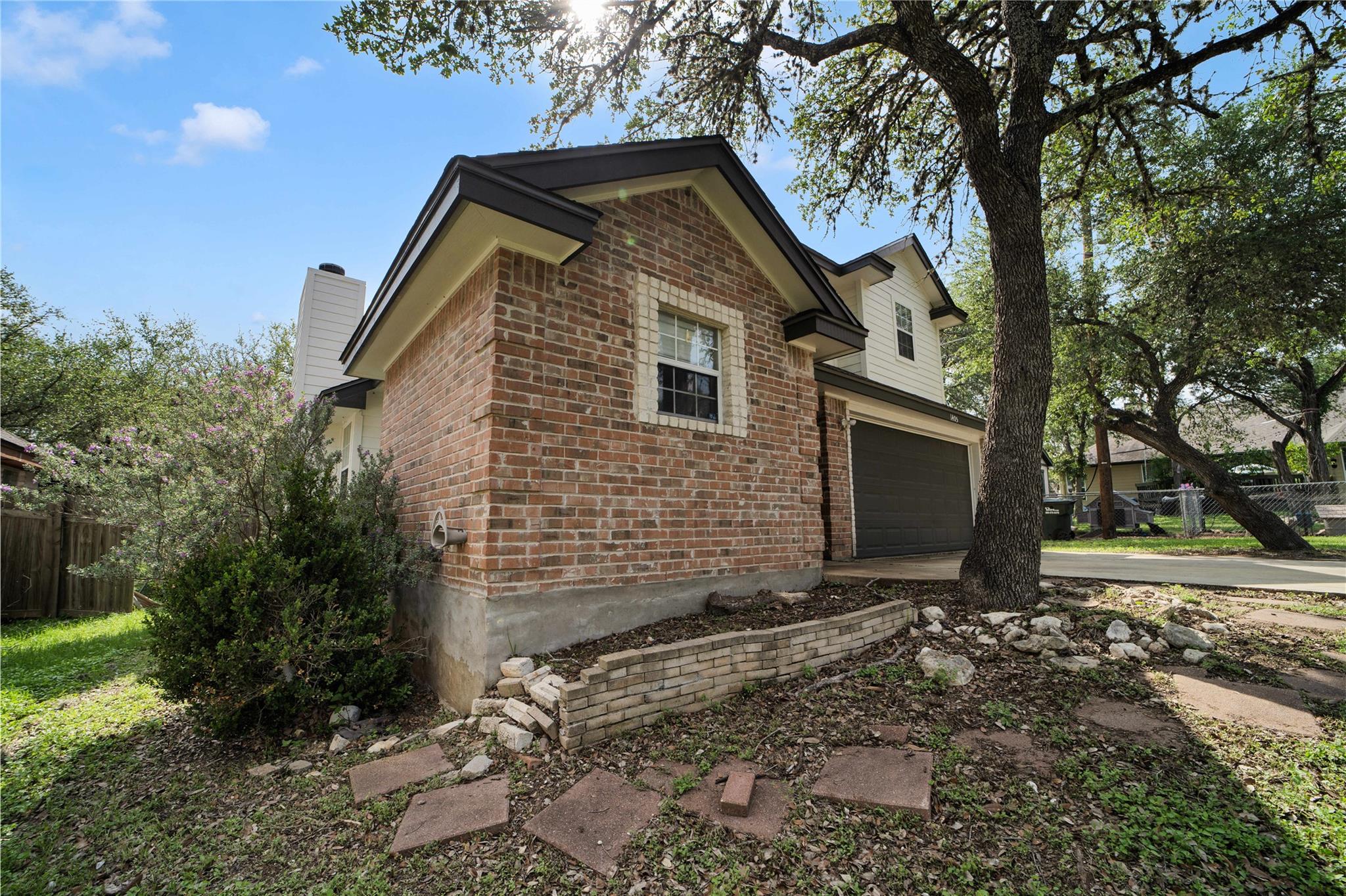 1405 Girard Ave, San Marcos, TX 78666