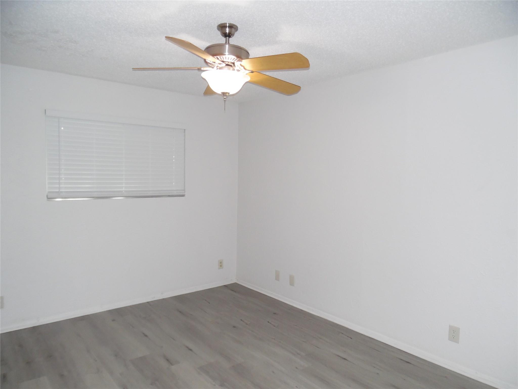 7400 Dixie Dr # B, Austin, TX 78744