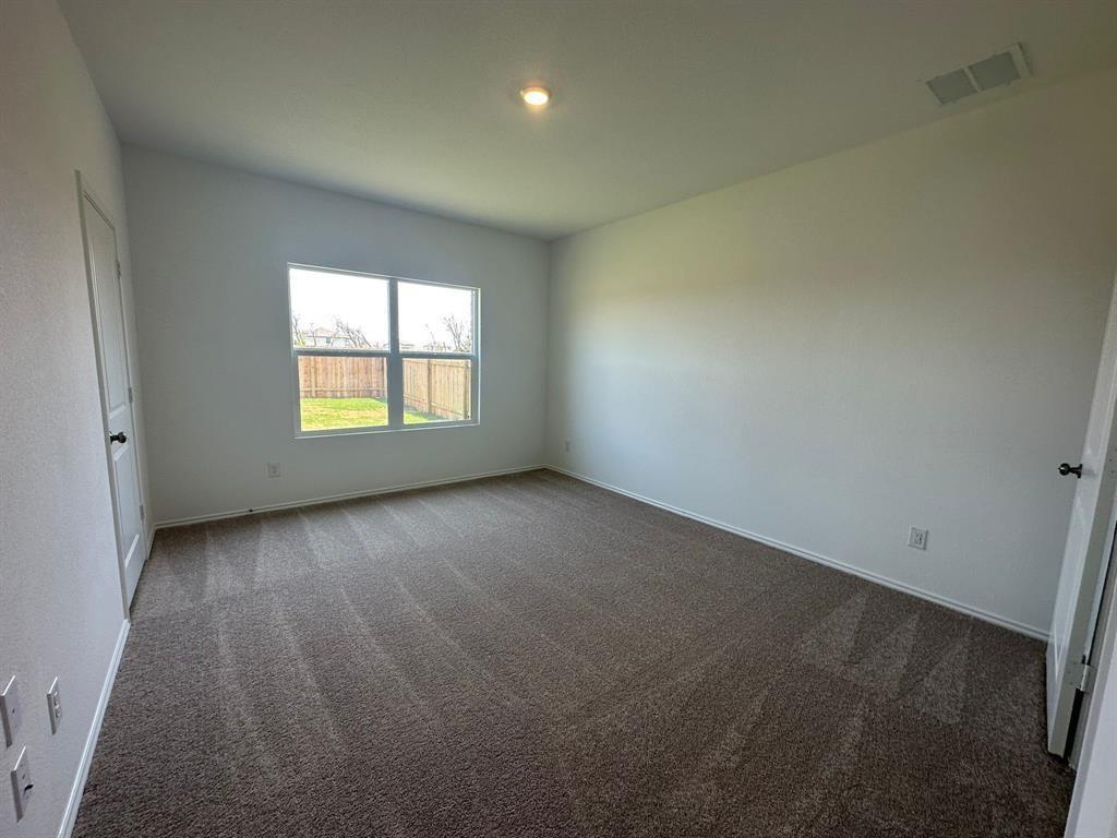 109 Patagonia, Kyle, TX 78640