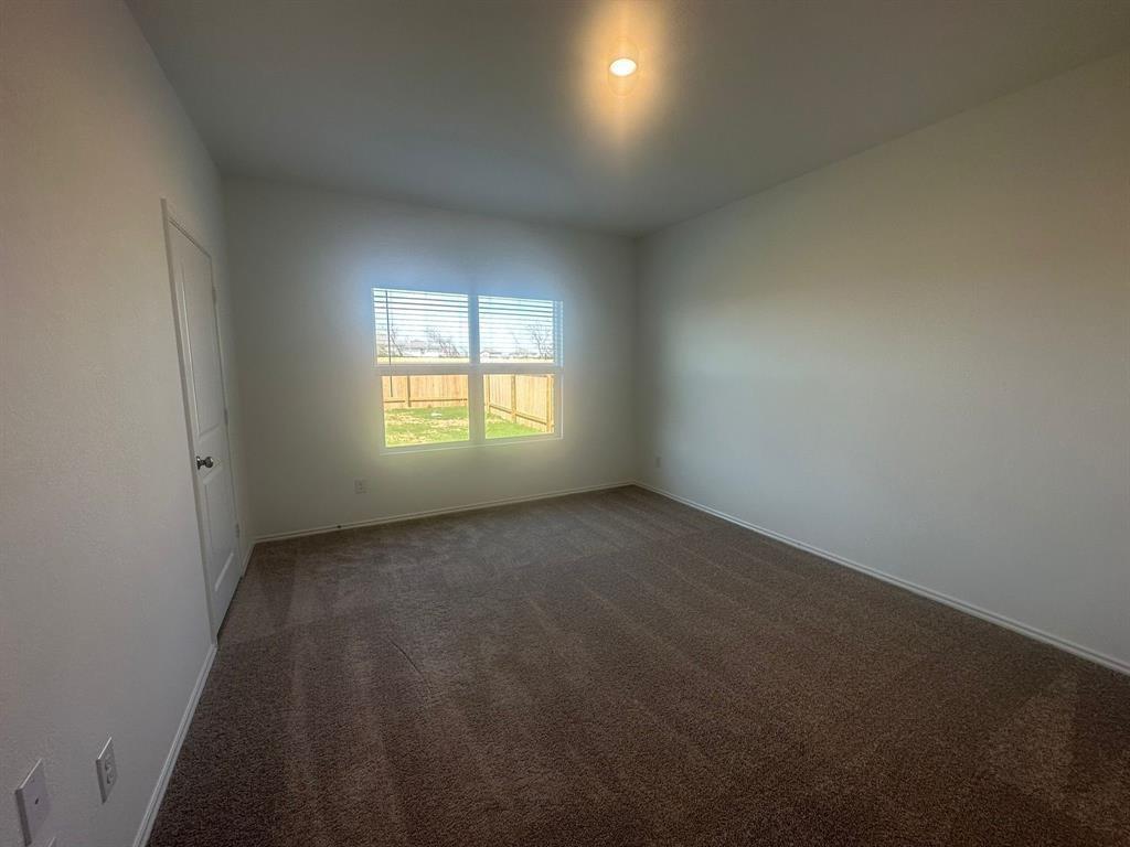 109 Patagonia, Kyle, TX 78640