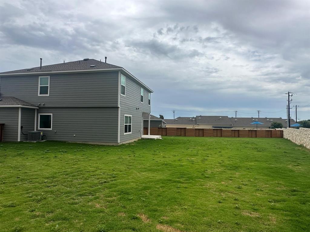 109 Patagonia, Kyle, TX 78640