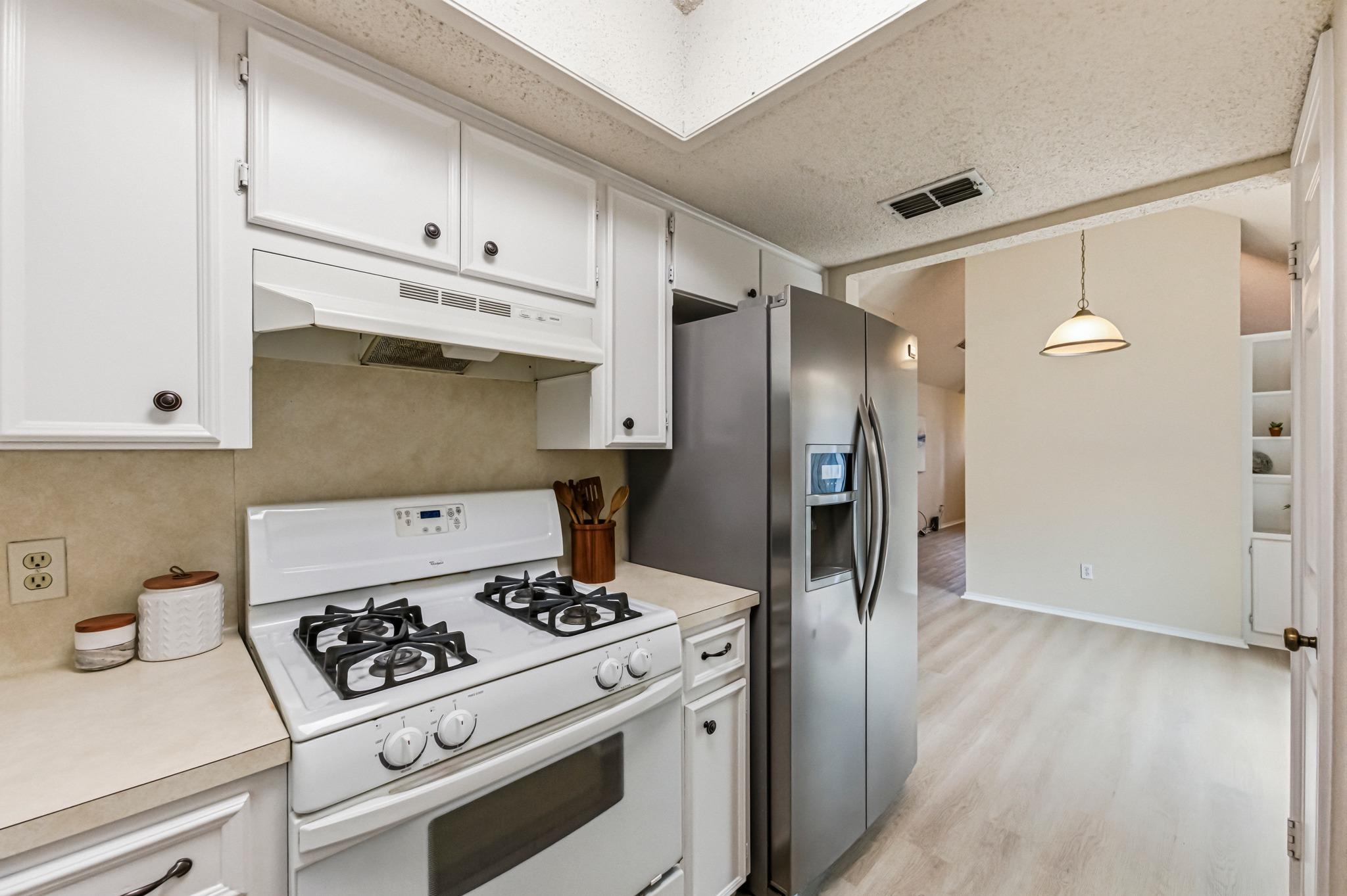 1217 Orchard Park Cir, Pflugerville, TX 78660
