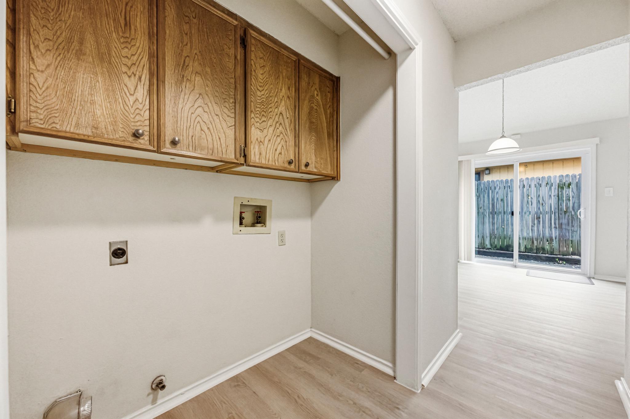 1217 Orchard Park Cir, Pflugerville, TX 78660