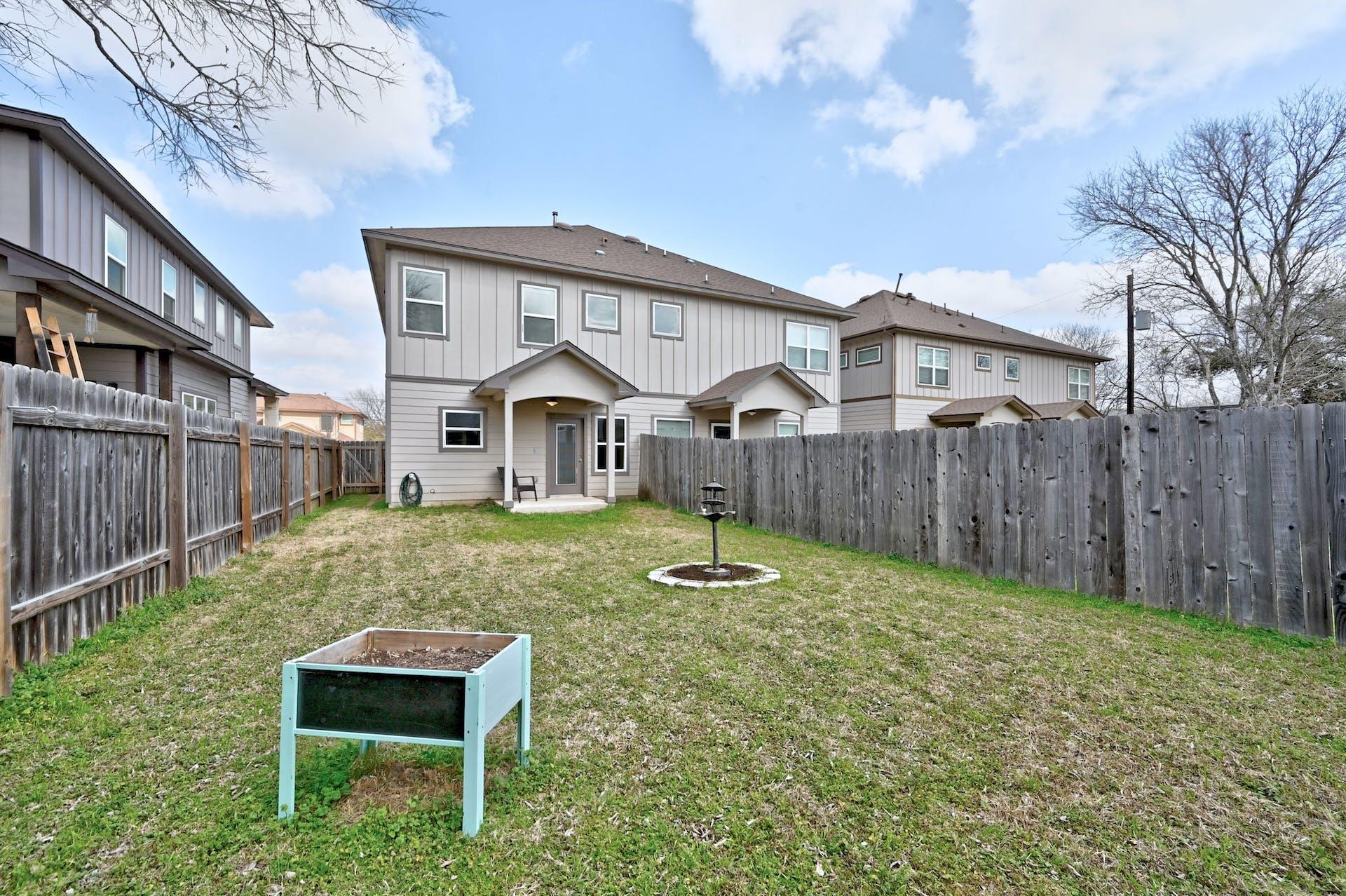 3303 Elija St # B, Austin, TX 78745