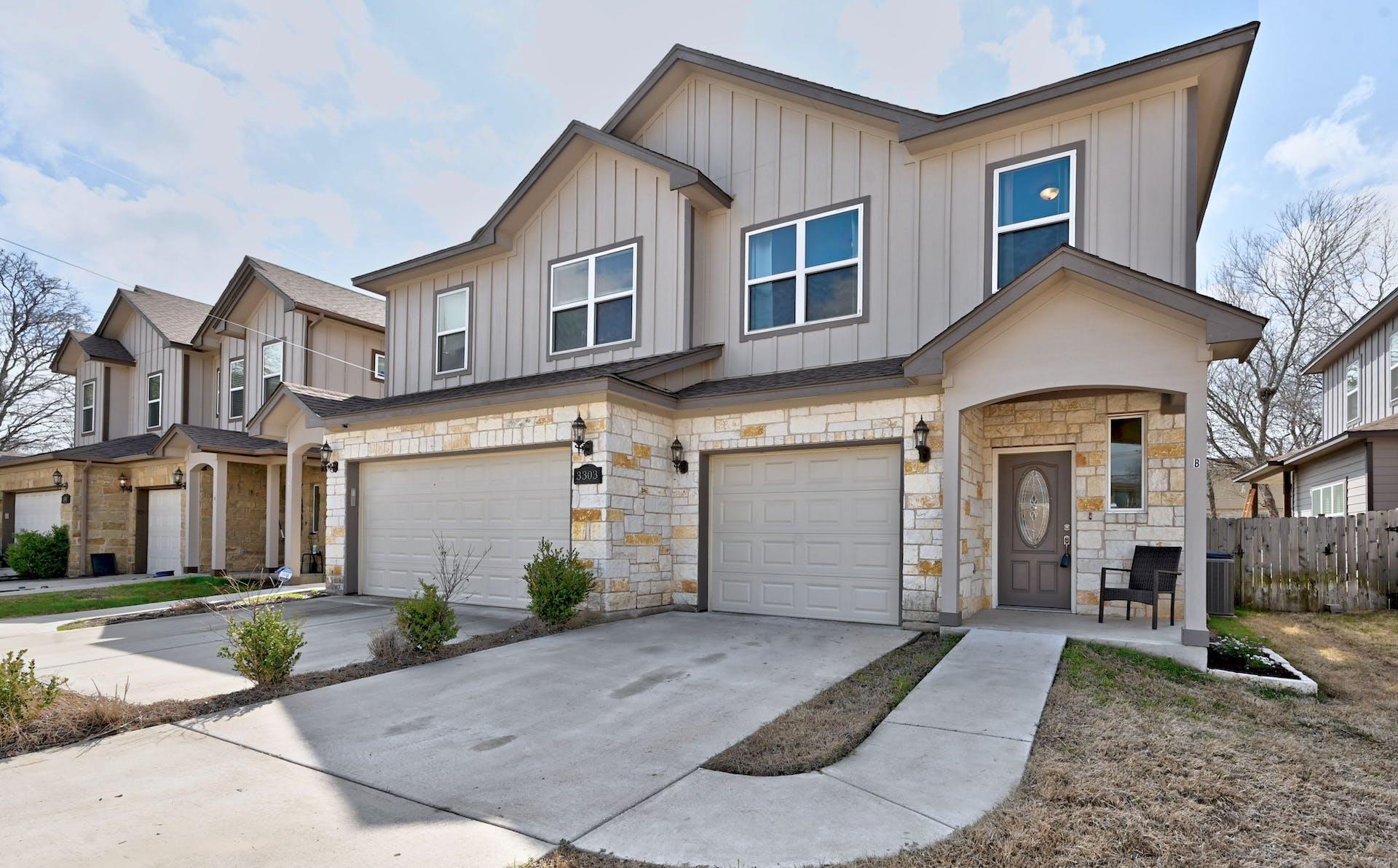 3303 Elija St # B, Austin, TX 78745