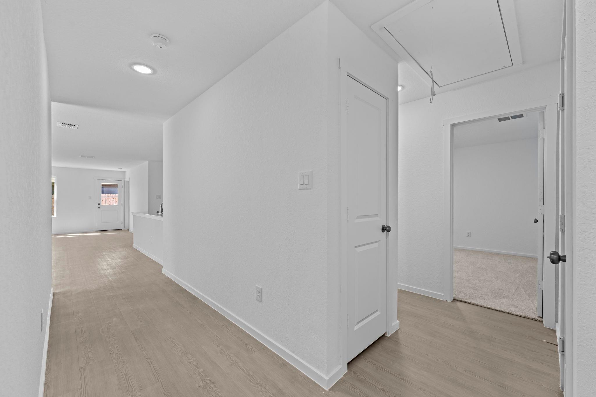 107 Ellendale Pl, Fredericksburg, TX 78624