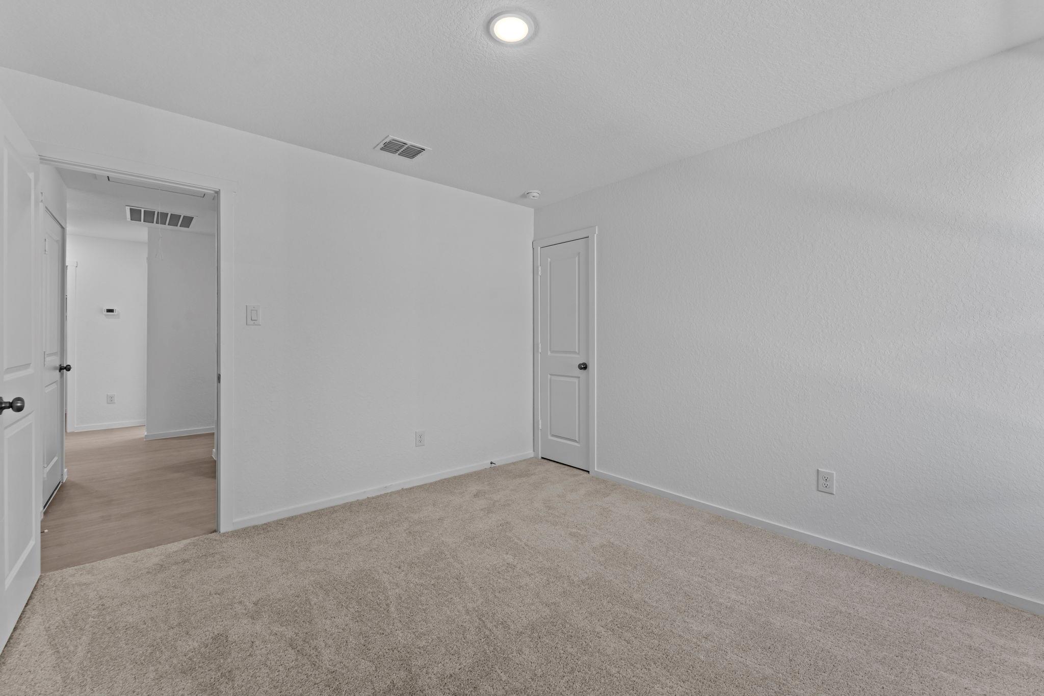 107 Ellendale Pl, Fredericksburg, TX 78624