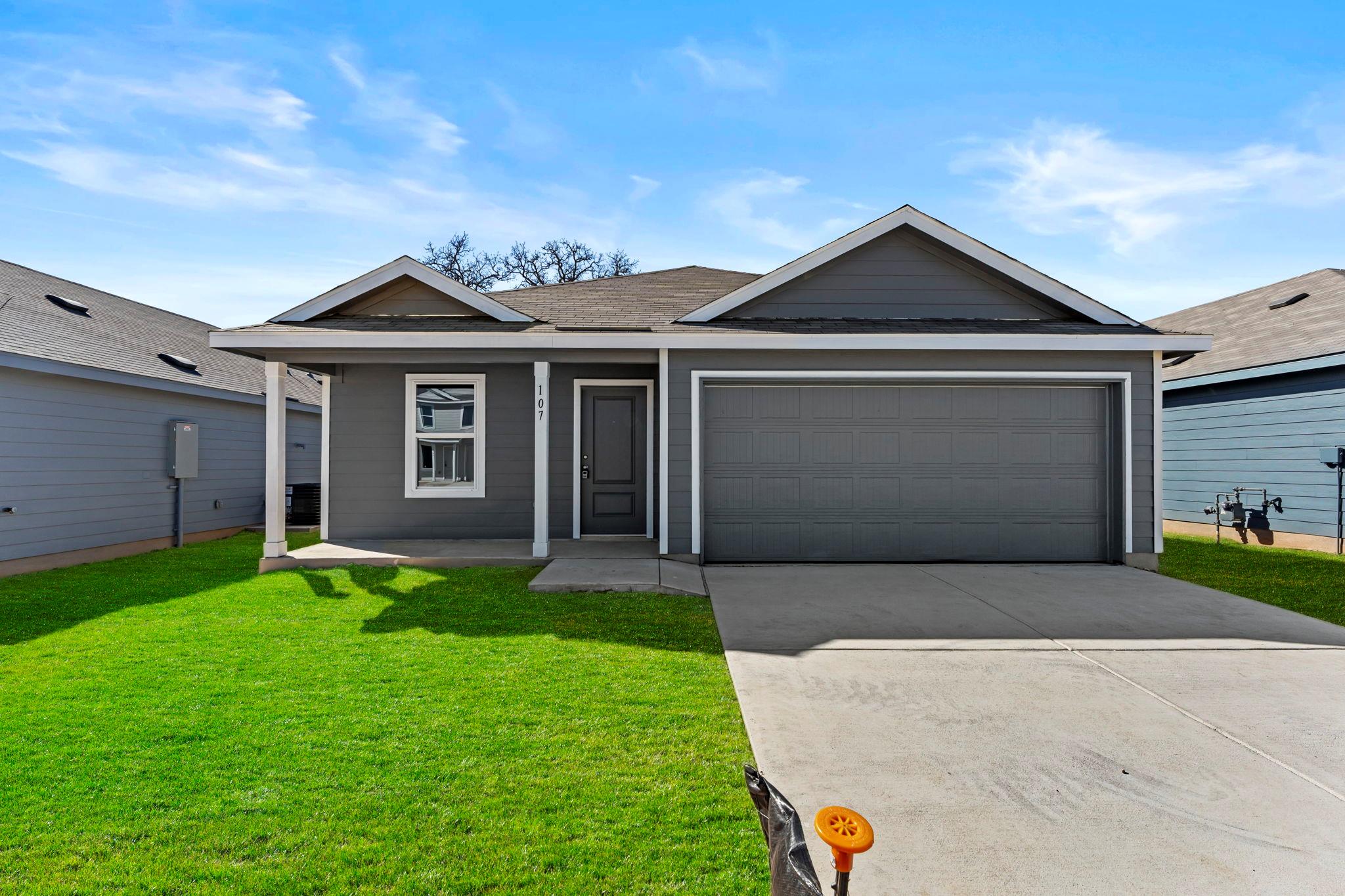 107 Ellendale Pl, Fredericksburg, TX 78624