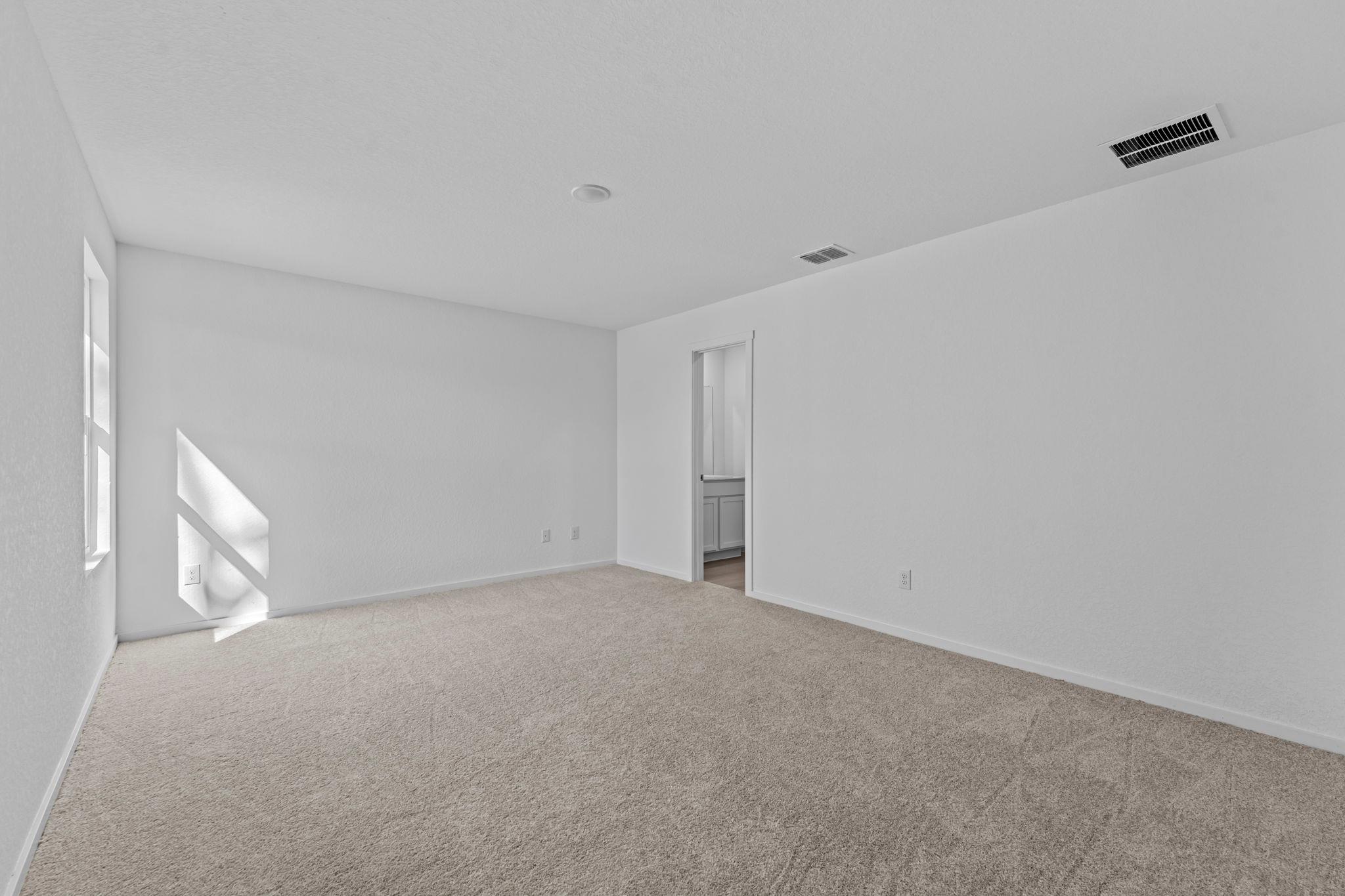 107 Ellendale Pl, Fredericksburg, TX 78624