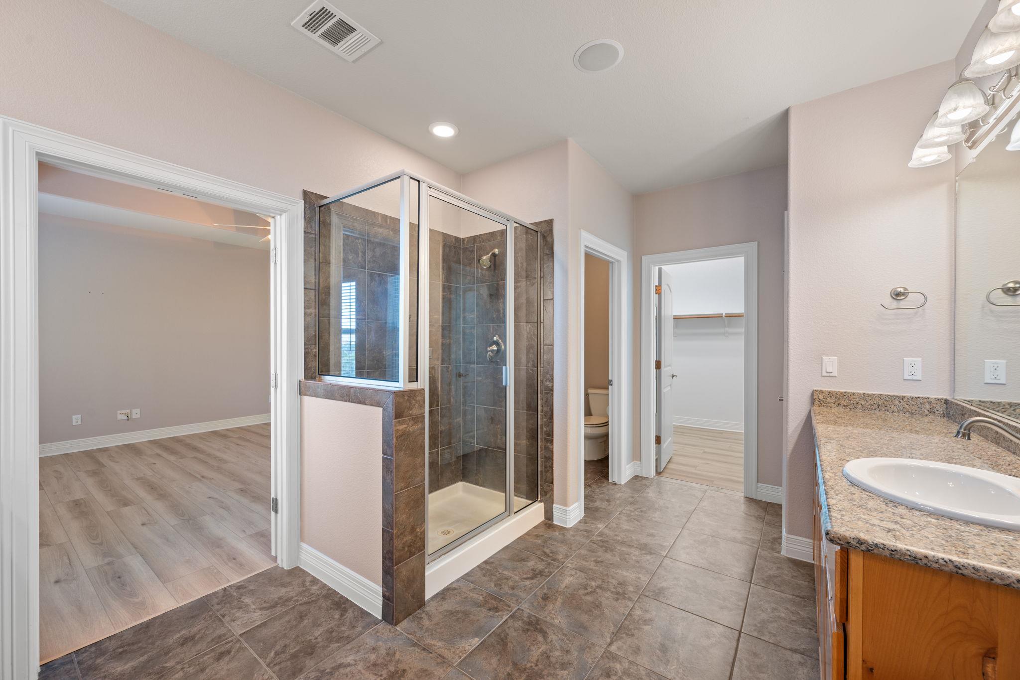 20510 Houston Cv, Lago Vista, TX 78645