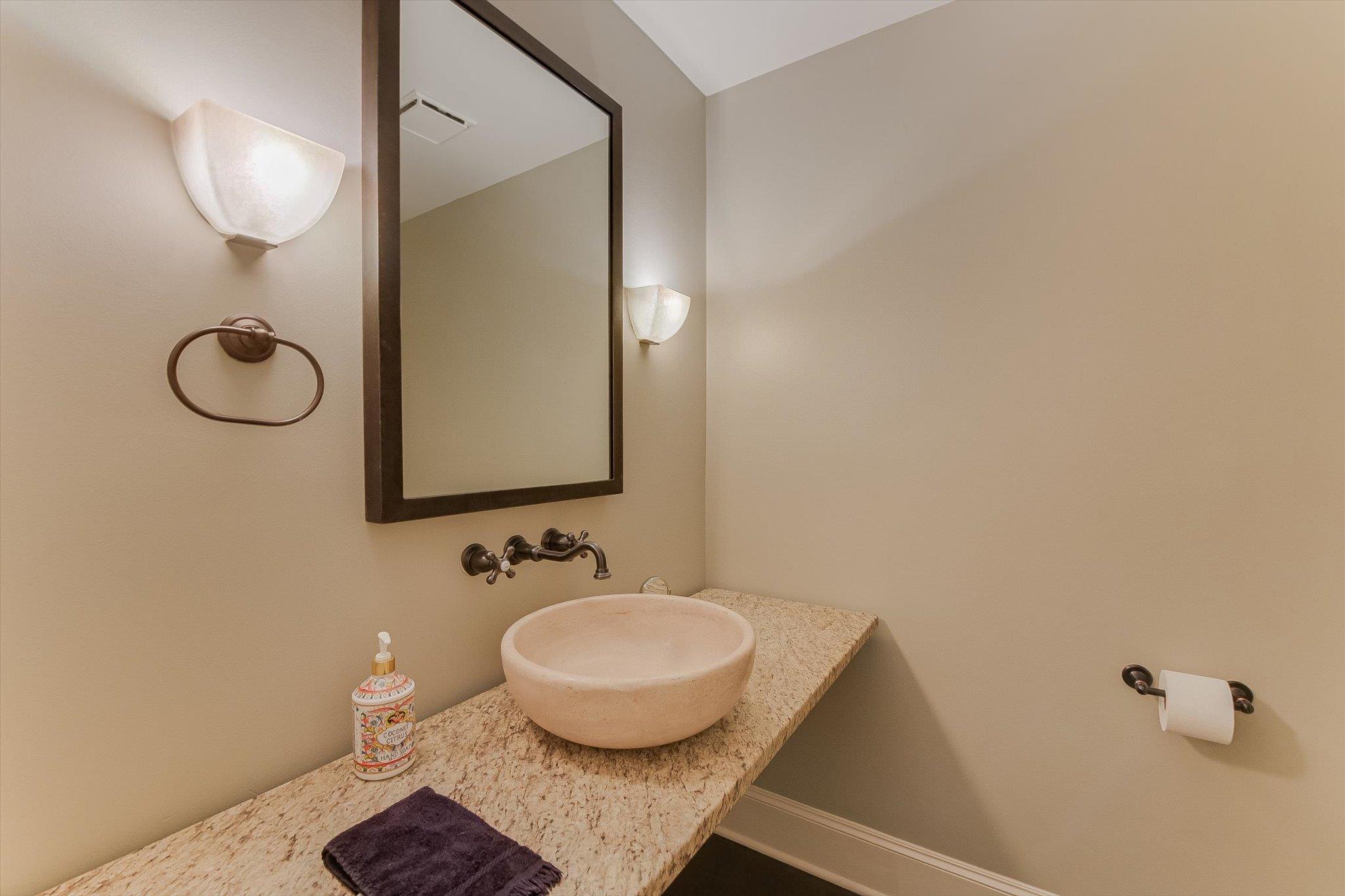 4900 Backtrail Dr, Austin, TX 78731