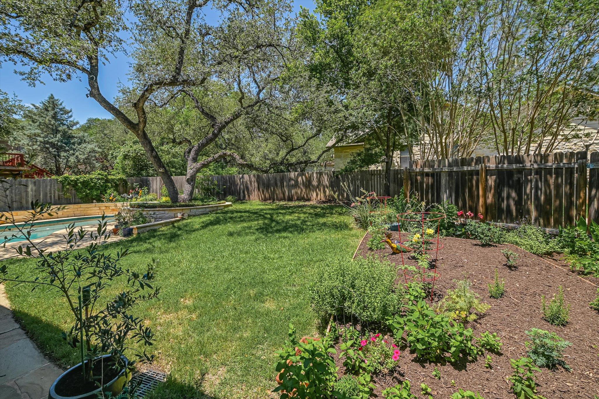 4900 Backtrail Dr, Austin, TX 78731