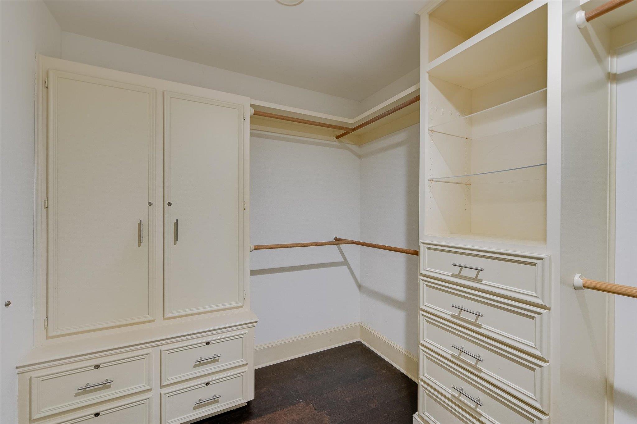 4900 Backtrail Dr, Austin, TX 78731