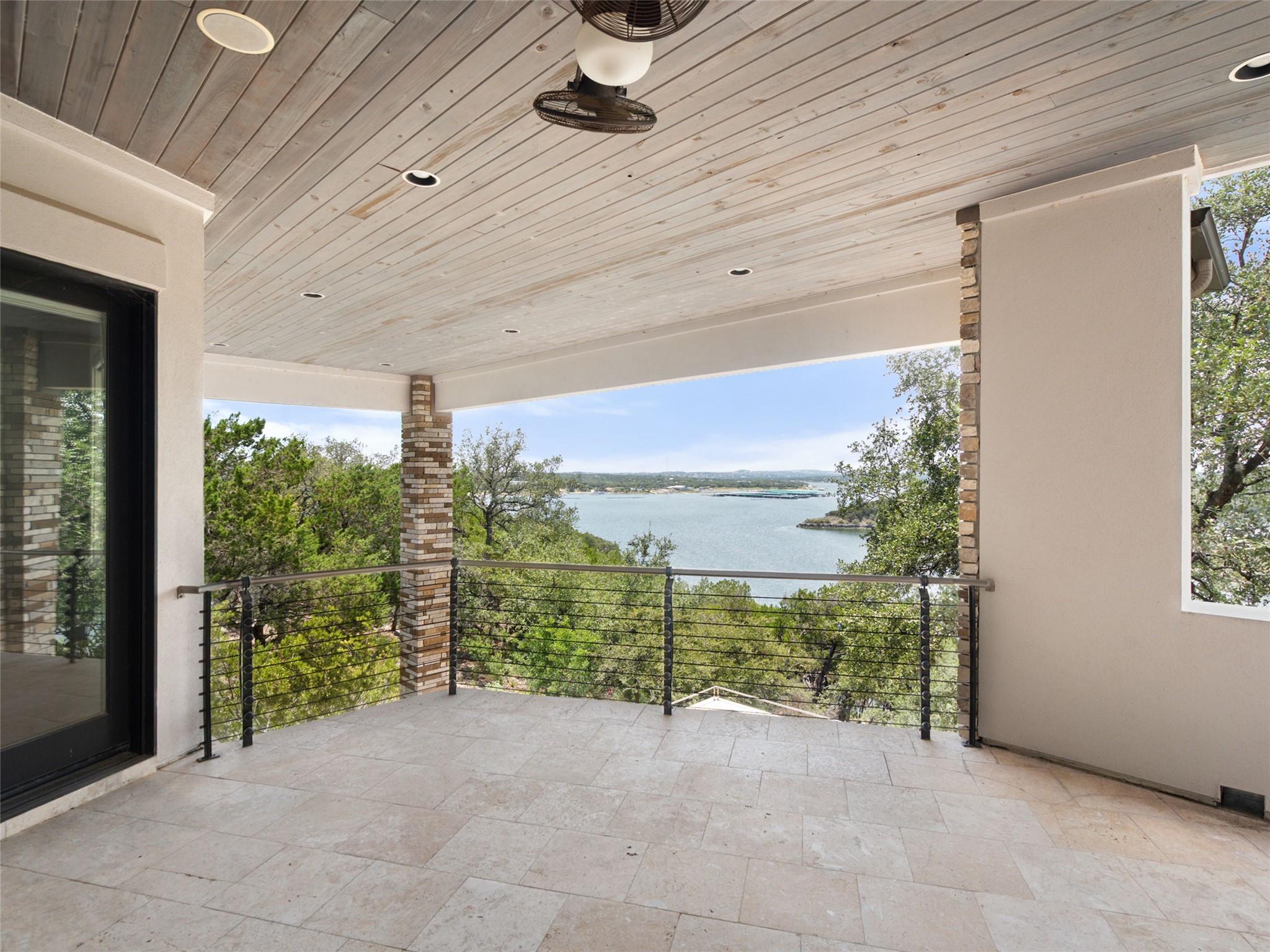 17807 Breakwater Dr, Jonestown, TX 78645