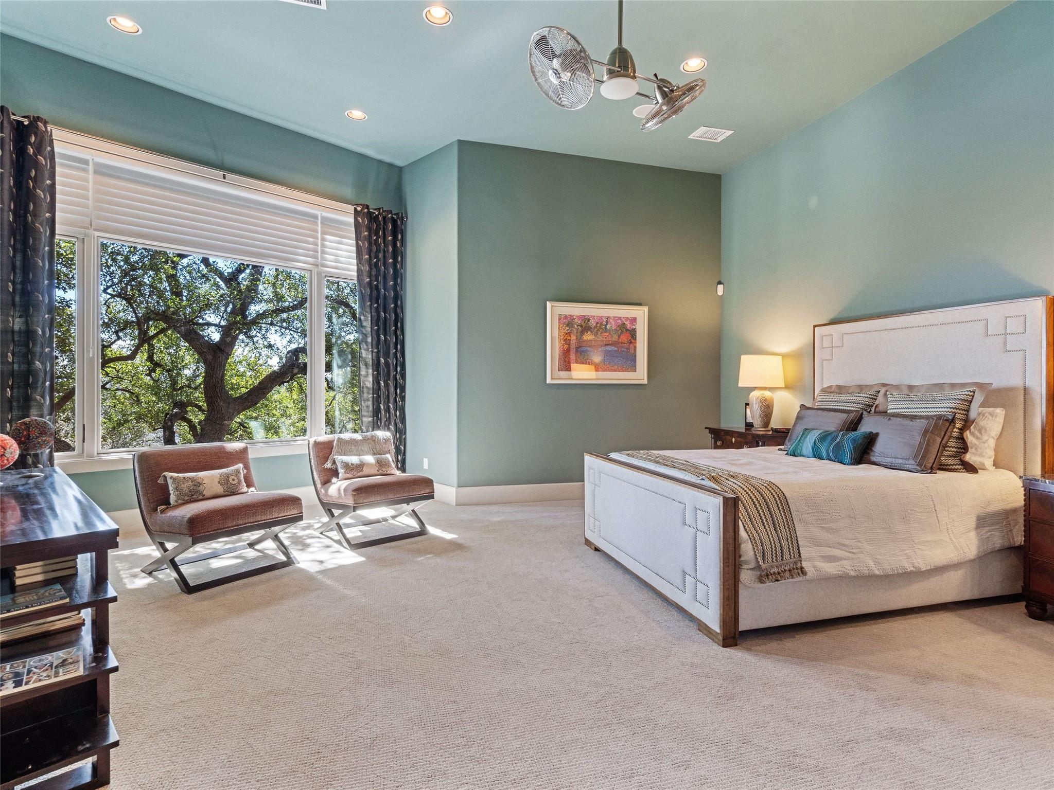 17807 Breakwater Dr, Jonestown, TX 78645