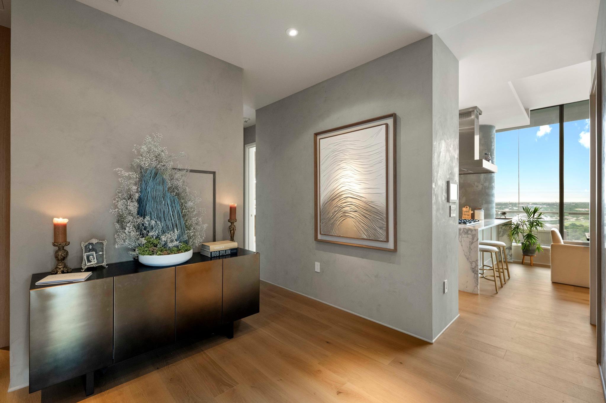 210 Lavaca St # 2706, Austin, TX 78701