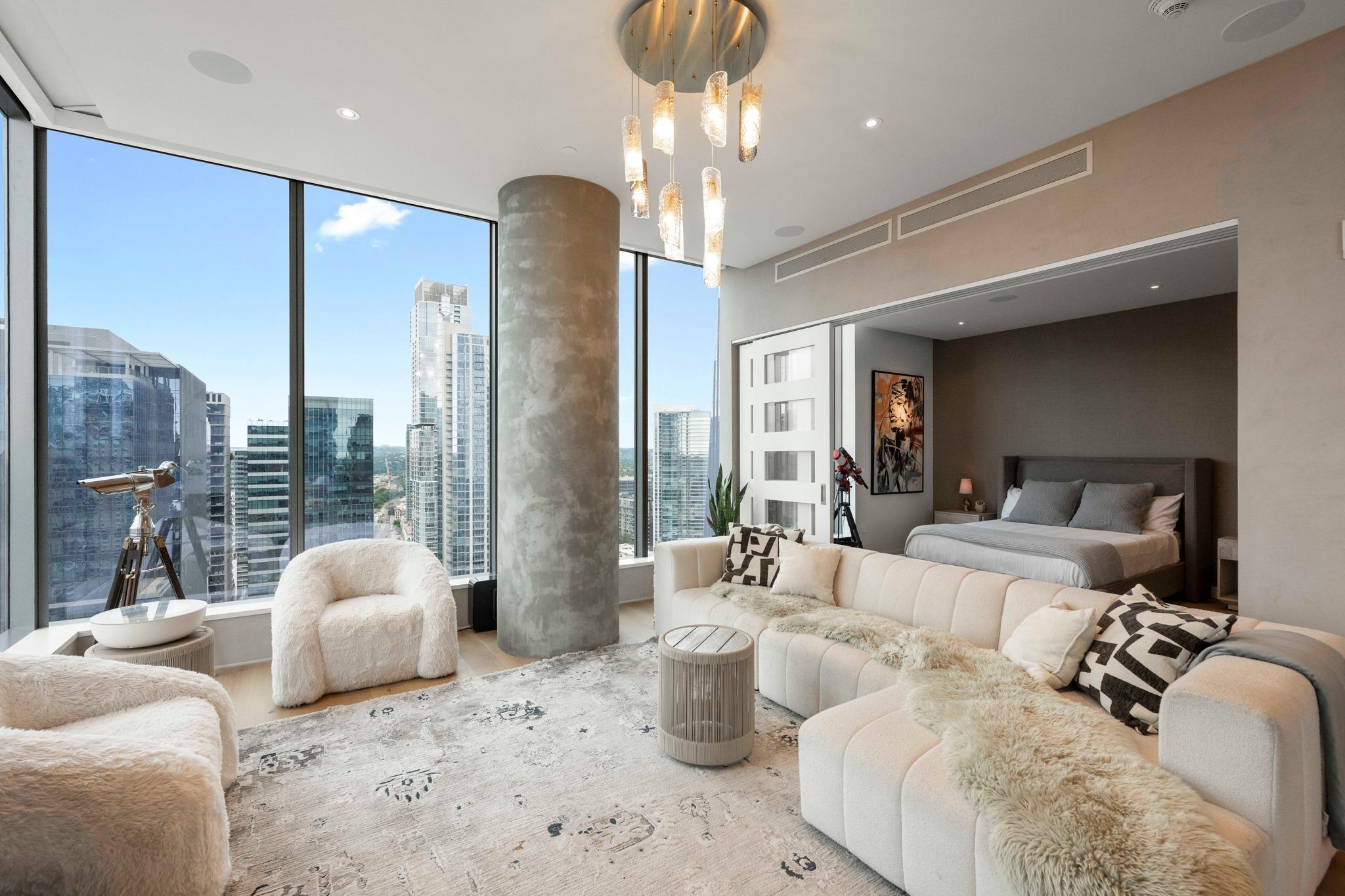 210 Lavaca St # 2706, Austin, TX 78701