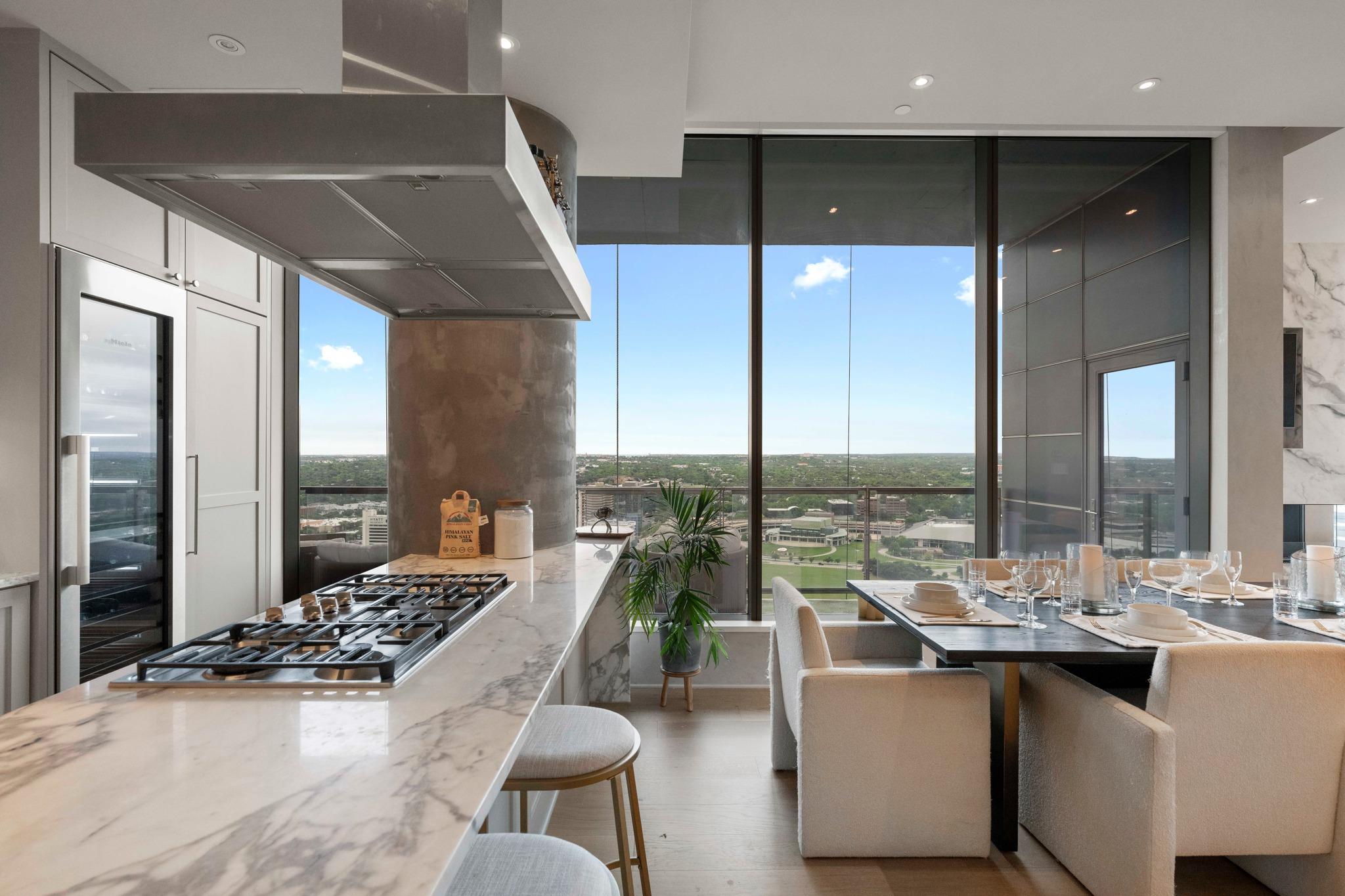 210 Lavaca St # 2706, Austin, TX 78701