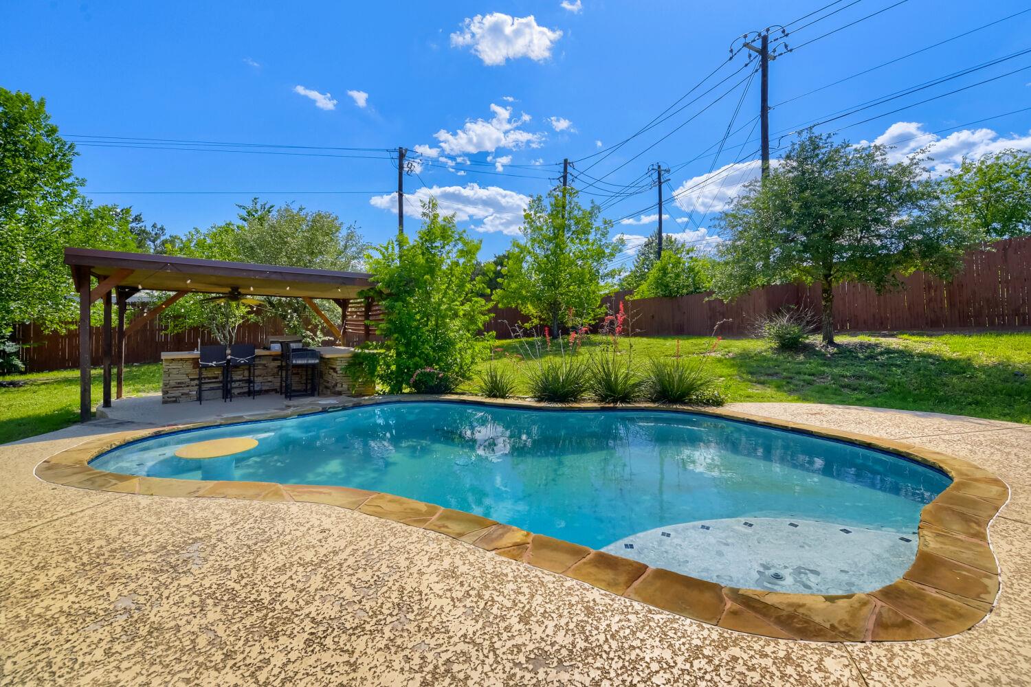 7924 Tusman Dr, Austin, TX 78735